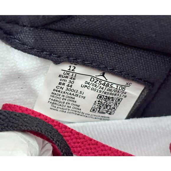 NIB! Air Jordan 1 Retro High OG "Black Toe" DZ5485-106 Nike - Size 12 - Picture 9 of 16